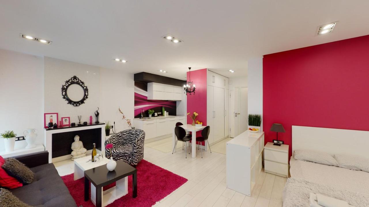 Pink Apartment Rydygiera 2A Tectum Apartments 브로츠와프 외부 사진